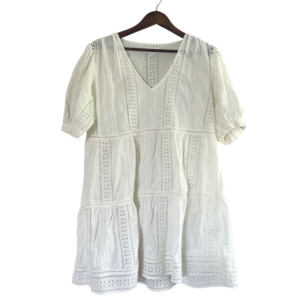 Velvet by Graham & Spencer White Eyelet Cotton Tiered V-Neck Mini Dress Medium